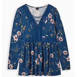 Babydoll Super Soft V-Neck Lace-Up Lace Trim Top